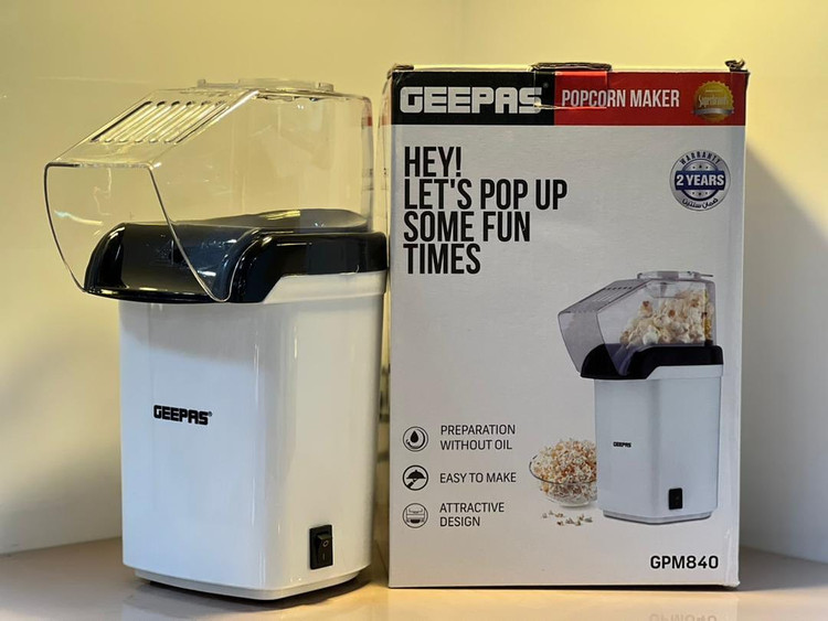 ذرت ساز (پاپ کورن) جیپاس ۱۲۰۰ وات مدل GPM840